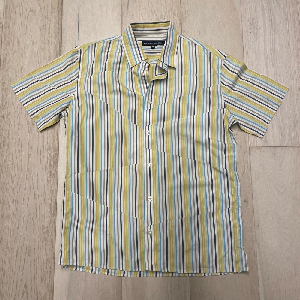 French Connection Men’s Short Sleeve Striped Button Down (Size M)